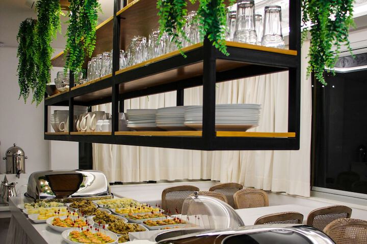 Dining 88 of 148