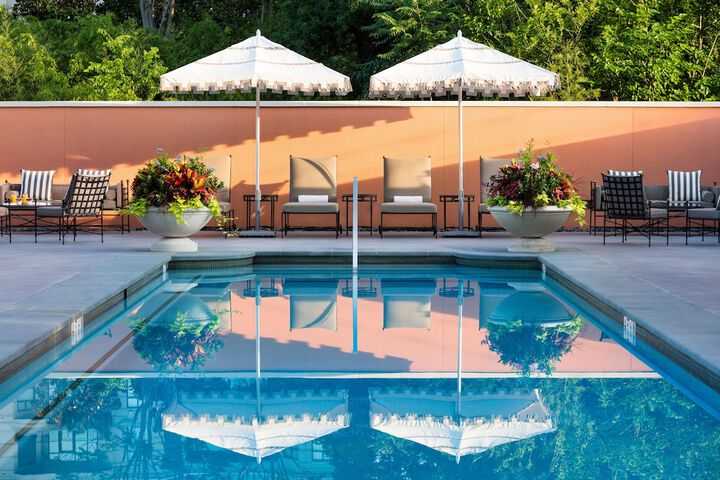 Pool 40 of 76