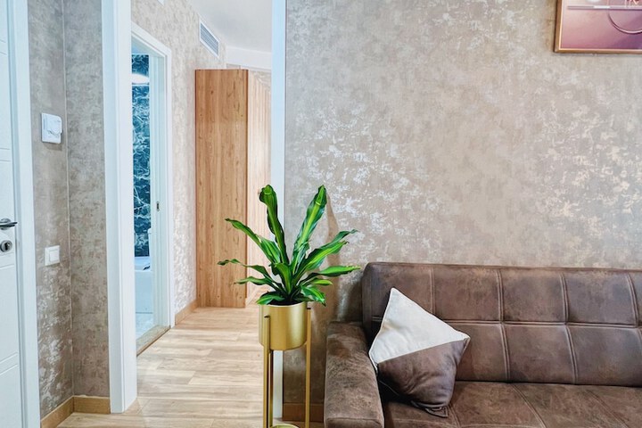 Room 45 of 71