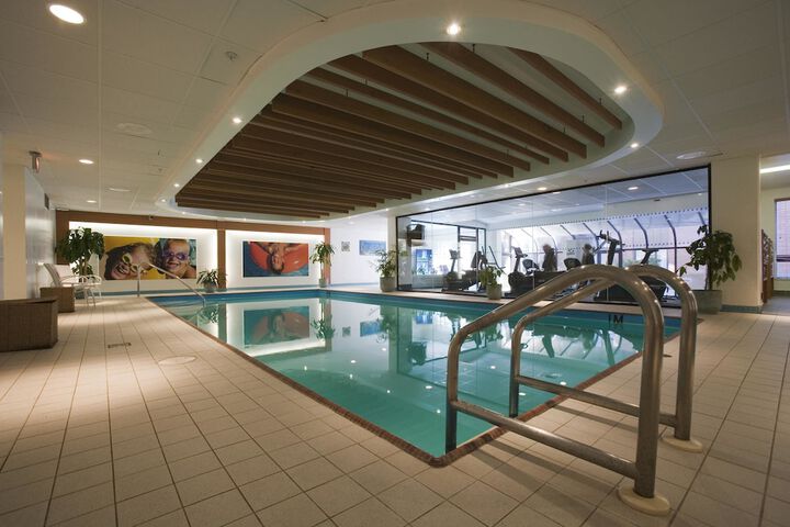 Pools & Facilities