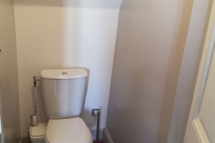 Room 3 of 50