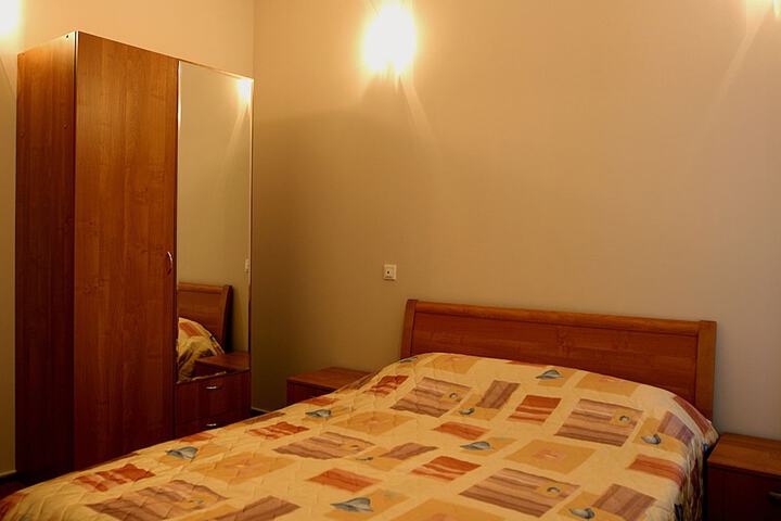 Room 5 of 46