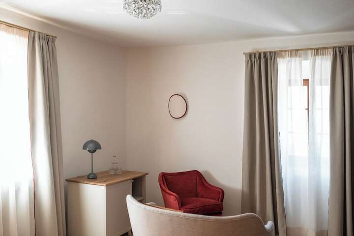 Room 50 of 69