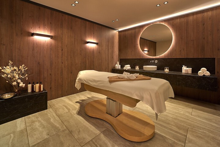Spa 40 of 63