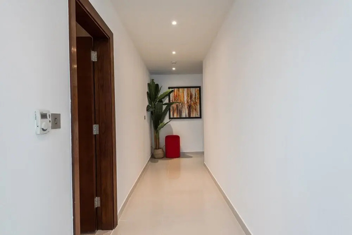 Room 10 of 23