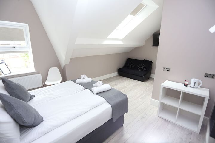 Room 25 of 141