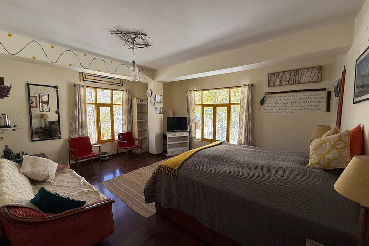 Room 10 of 63