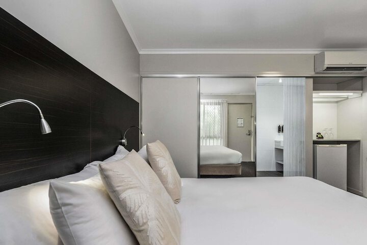 Room 26 of 88