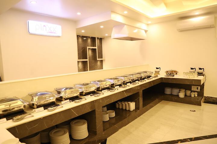 Dining 56 of 71