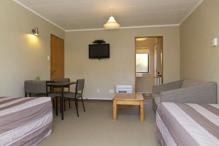 Room 5 of 52