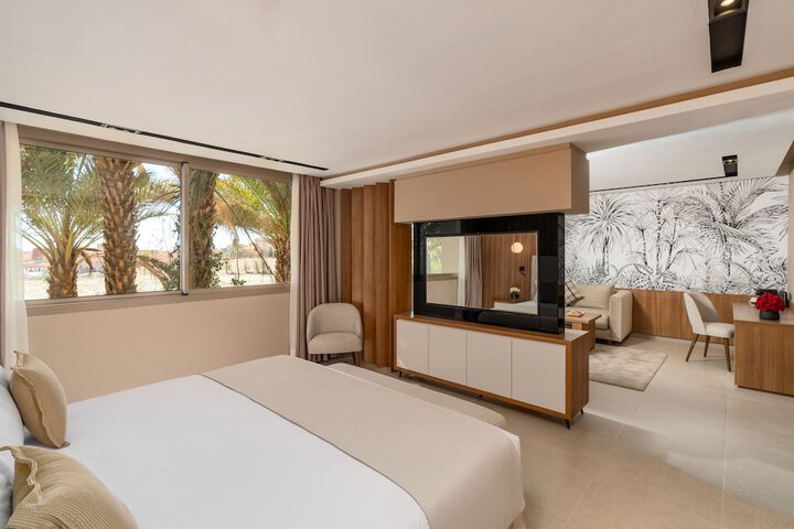 Room 5 of 52