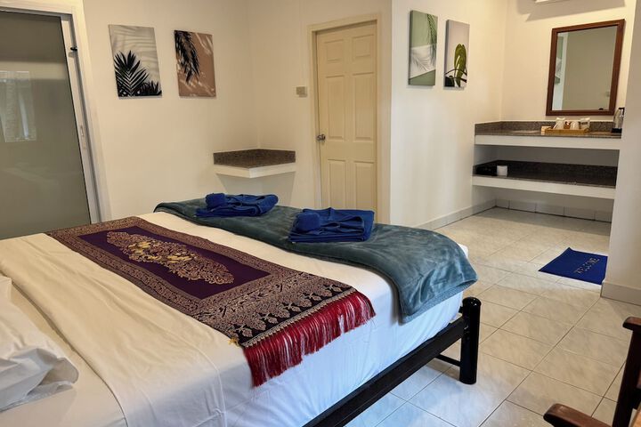 Room 29 of 136