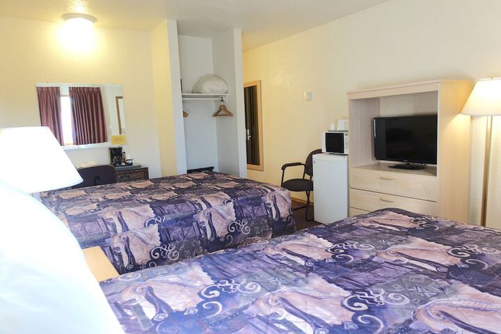 Room 15 of 30