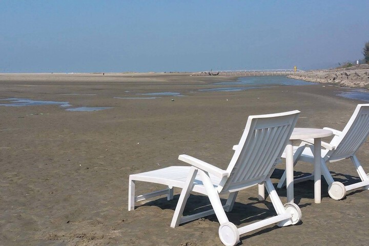 Beach 37 of 38