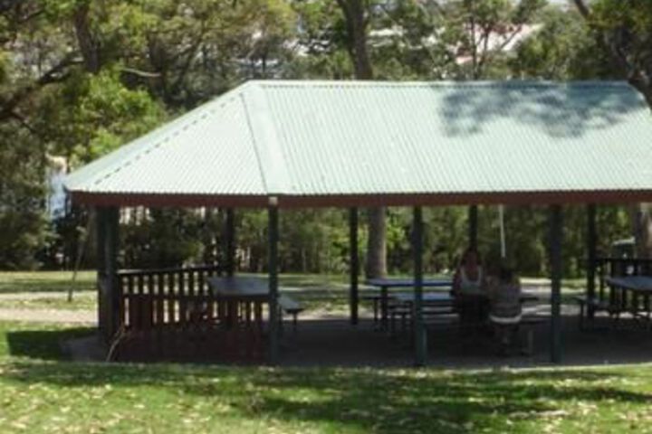 Hotel Exterior 4 of 10