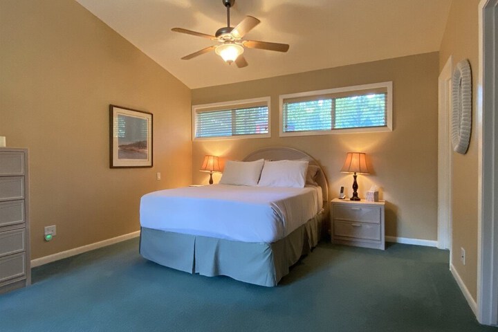 Room 3 of 20