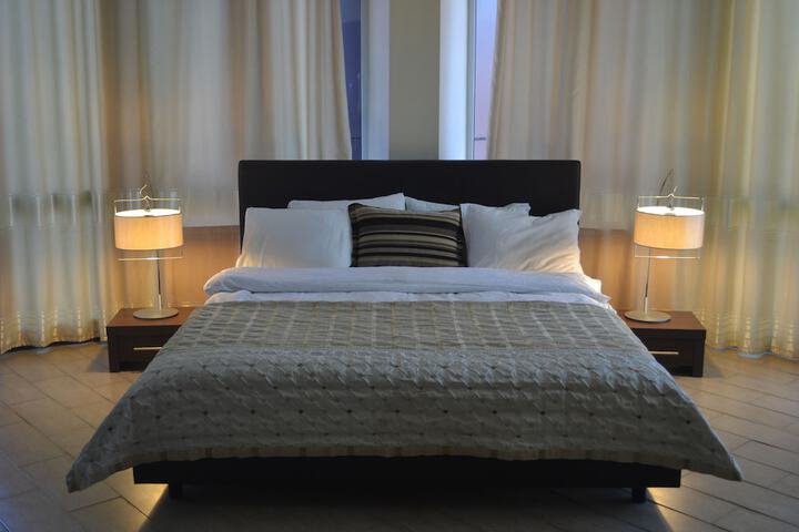 Room 4 of 59