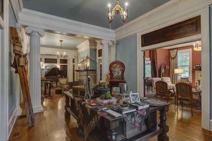 Hotel Interior 22 of 36