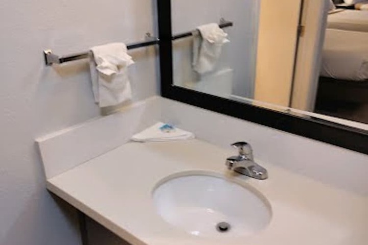 Room 46 of 66
