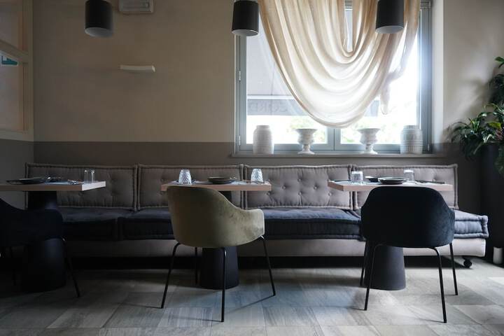 Breakfast/Coffee Service 9 of 17