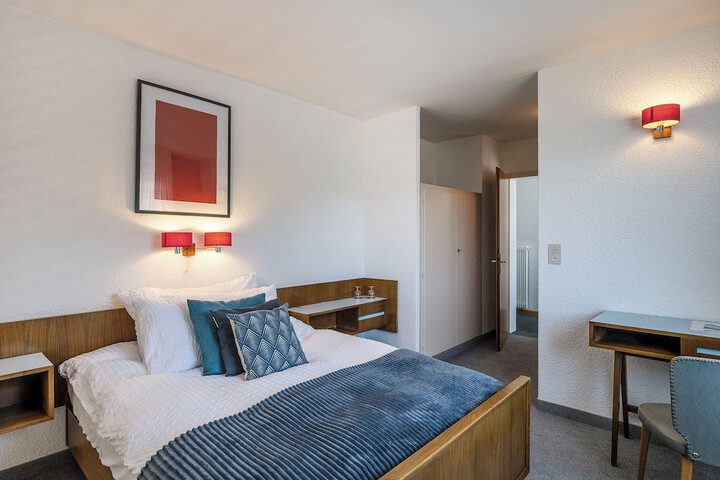 Room 6 of 23
