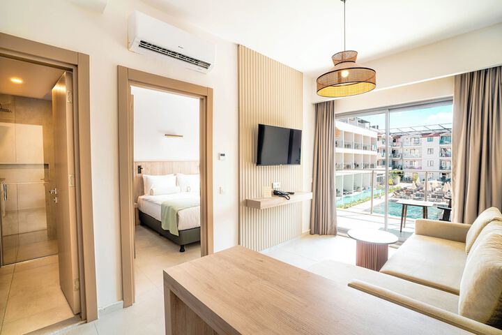 Room 26 of 185