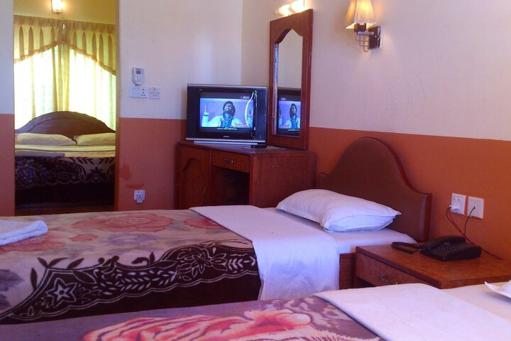 Room 26 of 161