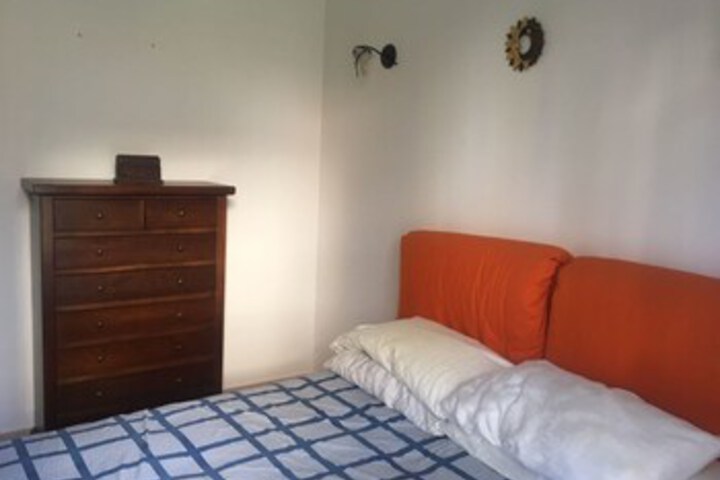 Room 47 of 60