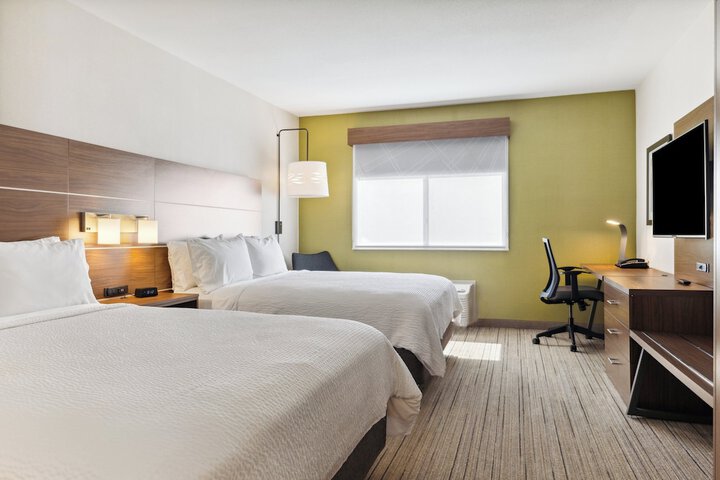 Room 38 of 90