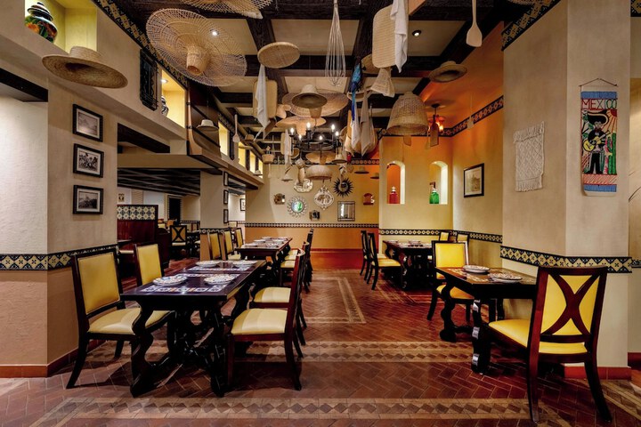 Dining 109 of 152