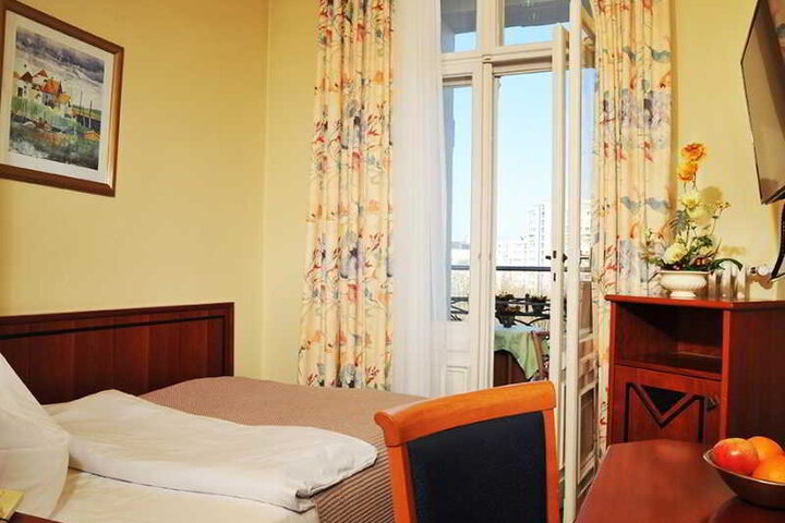 Hotel View 7 of 10