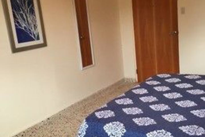 Room 11 of 44