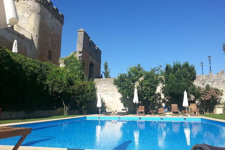 Pool Hotel
