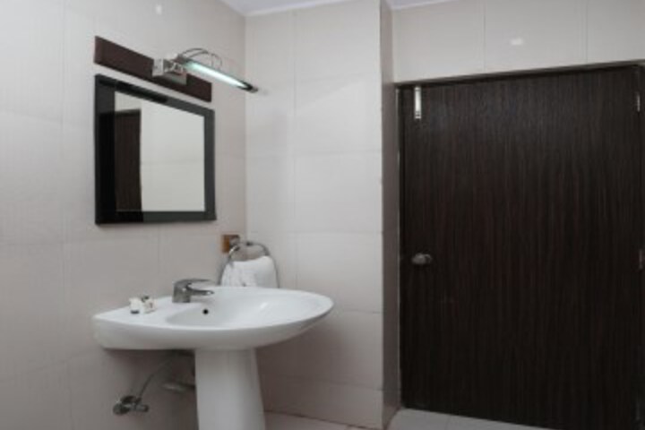 Hotel Siddharth Induspark