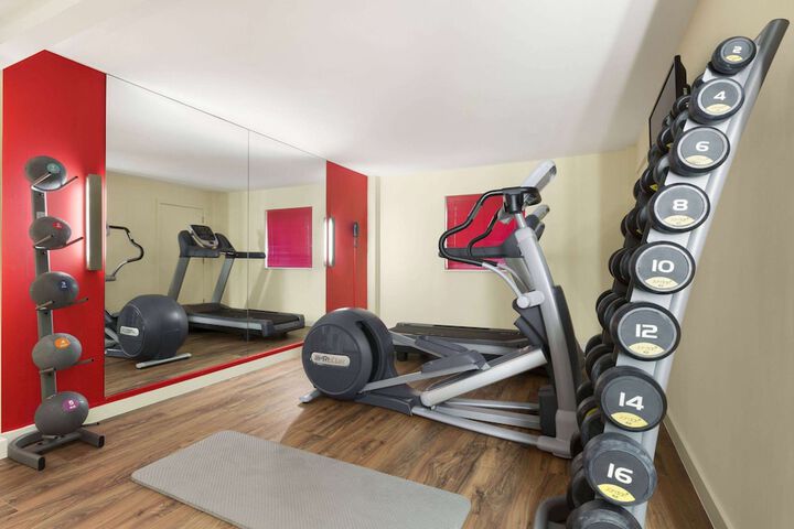 Hotel Gym Photos