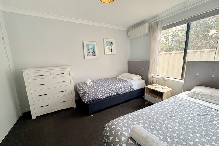 Room 5 of 29