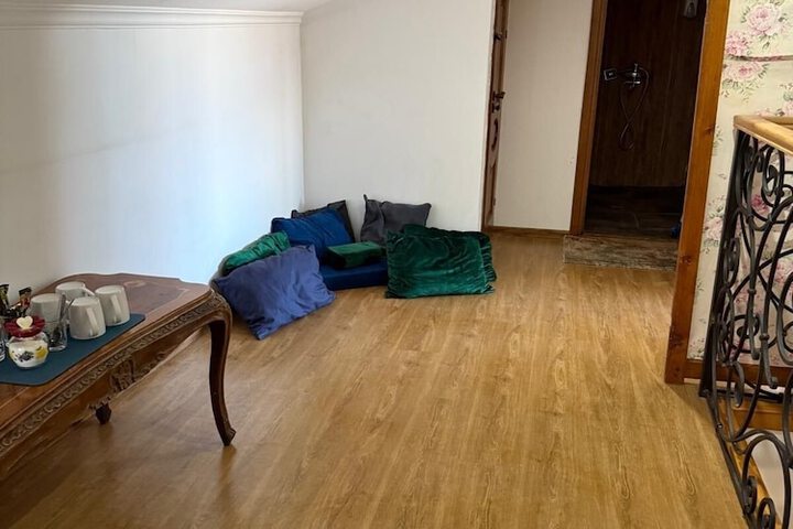 Room 77 of 120