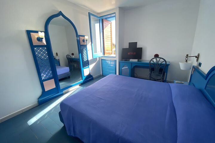 Room 5 of 26