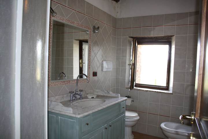 Room 28 of 70