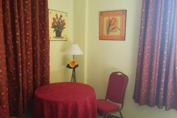 Room 7 of 25