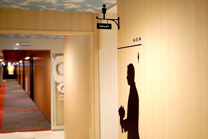 Ballroom/Hall 52 of 58