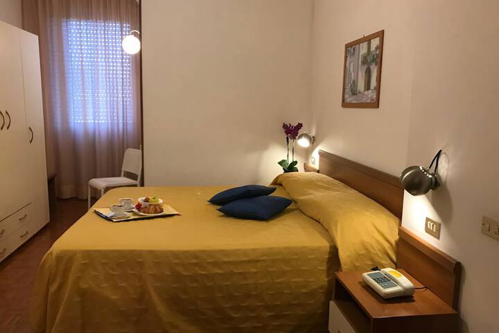 Room 12 of 91