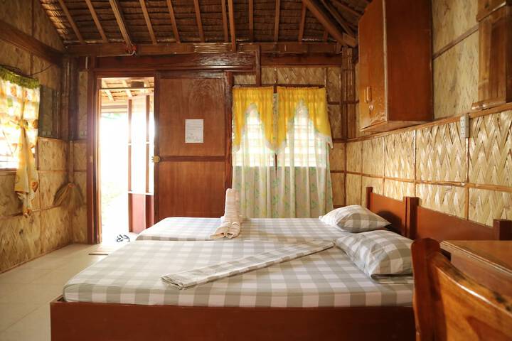Room 13 of 91