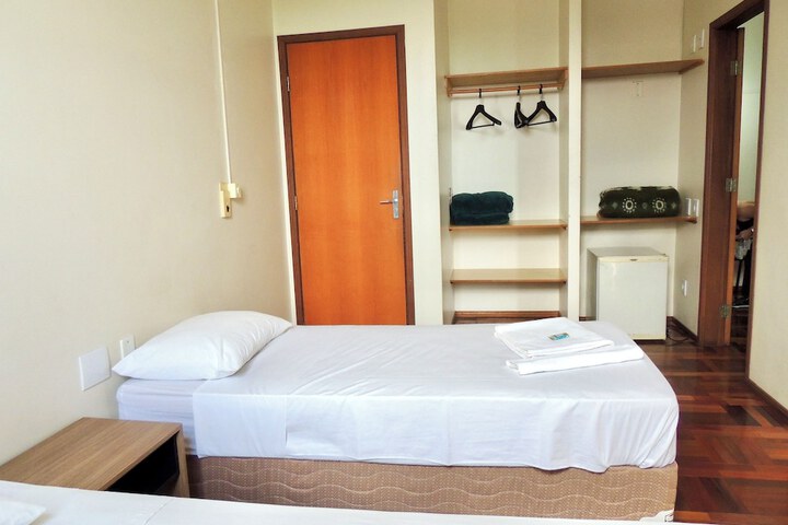 Room 42 of 113