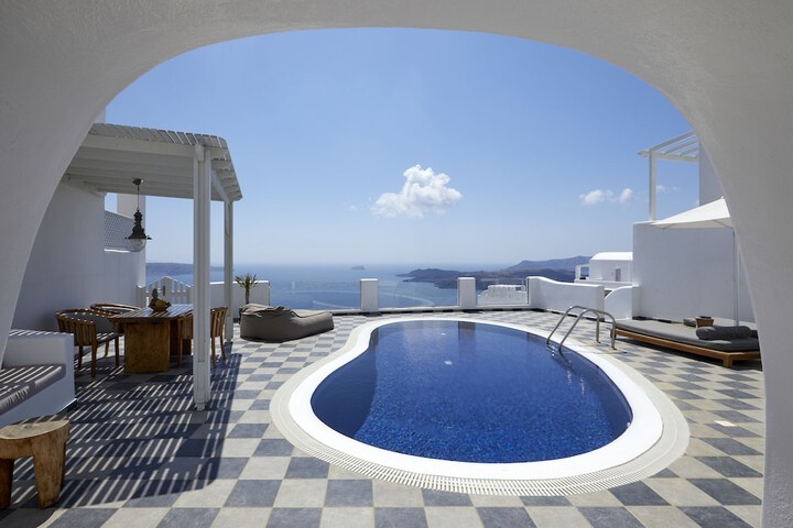 Pool 238 of 295