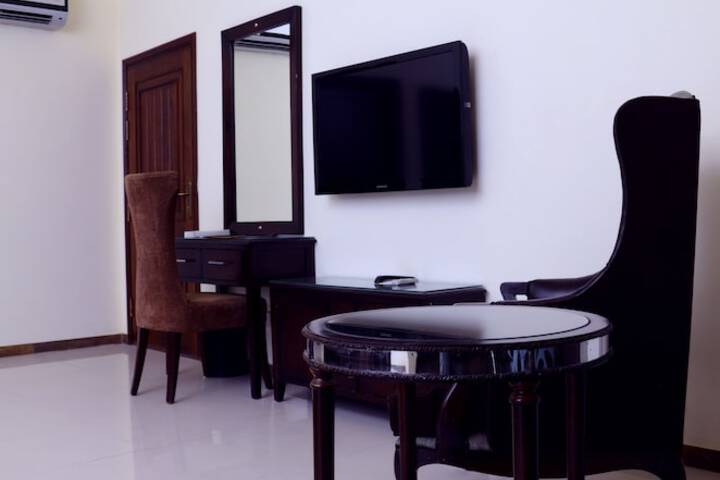 Room 26 of 98
