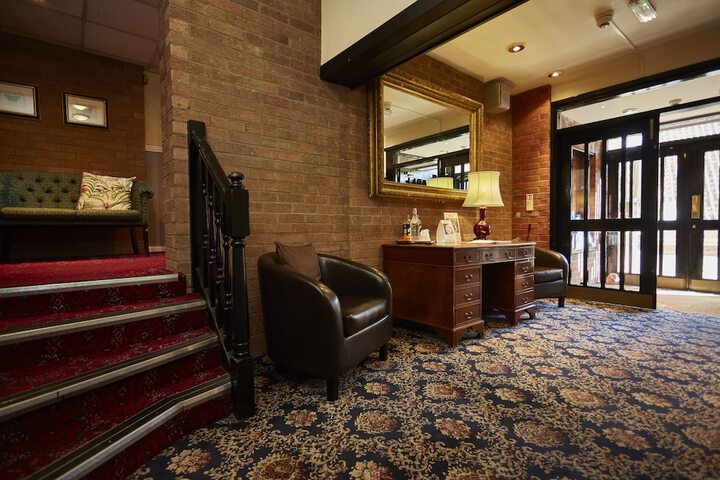 Lobby Entry