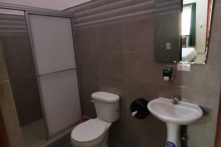 Room 10 of 26
