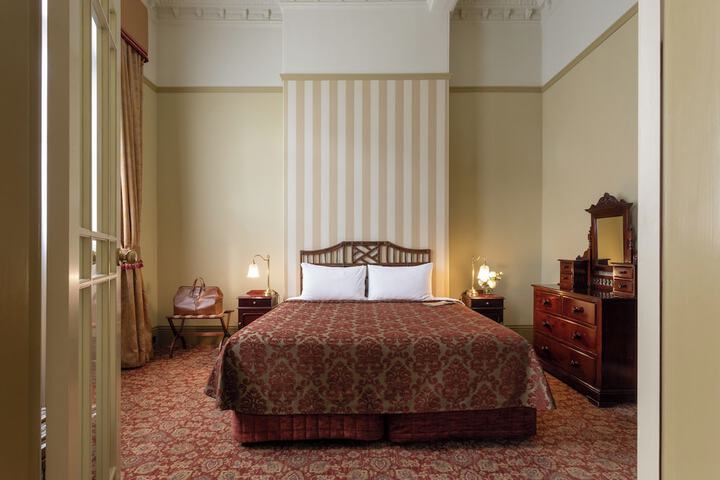 Room 18 of 63