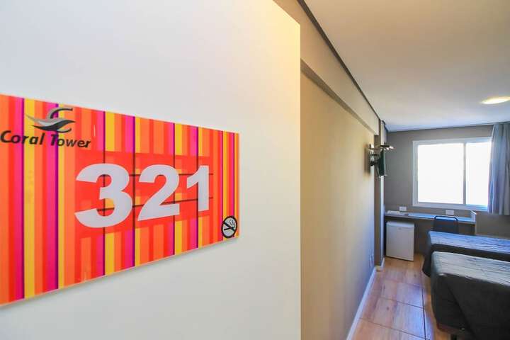 Room 14 of 86
